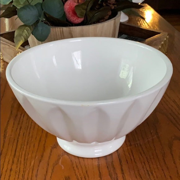 Extra Large Serving Bowl in white - Picture 1 of 16